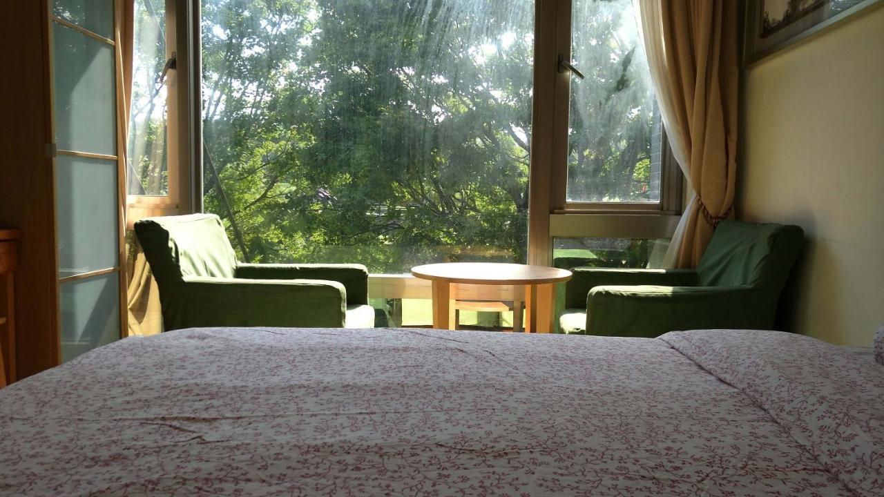 Rainbow Bridge B&B Sanzhi Екстер'єр фото